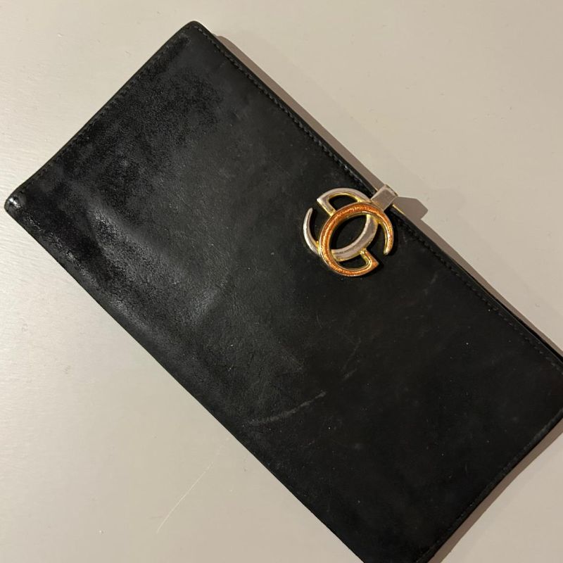 Image of the Vintage Gucci Wallet Purse Leather Overall Good Pre-loved Condition piece