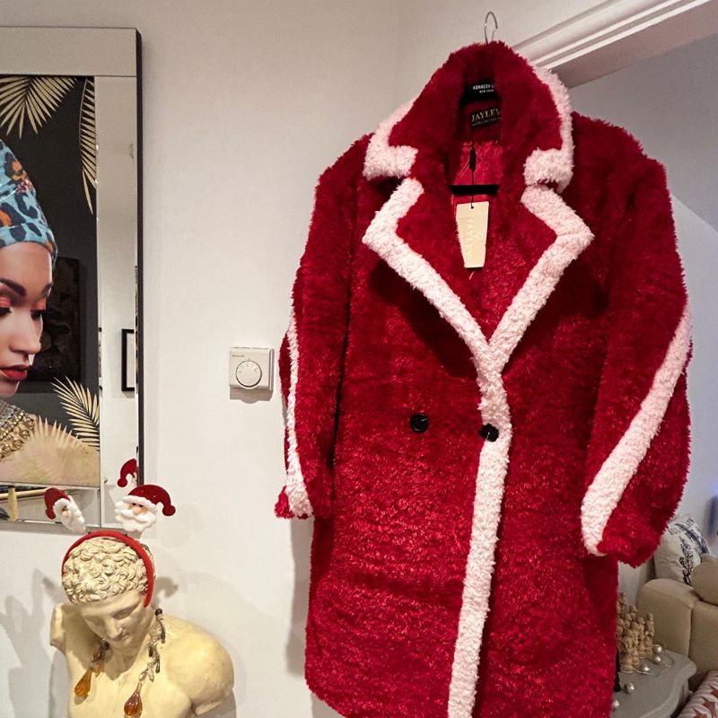 Image of the Jayley Oversized Plush Coat L New piece