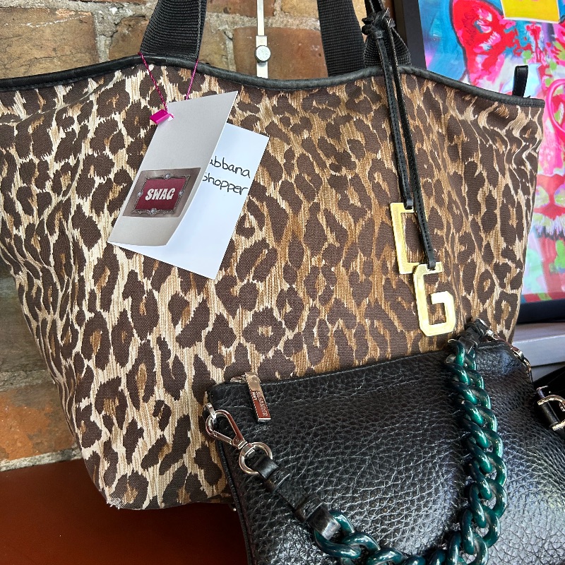 Image of the D&G Leopard Shopper Good Pre-loved Condition piece