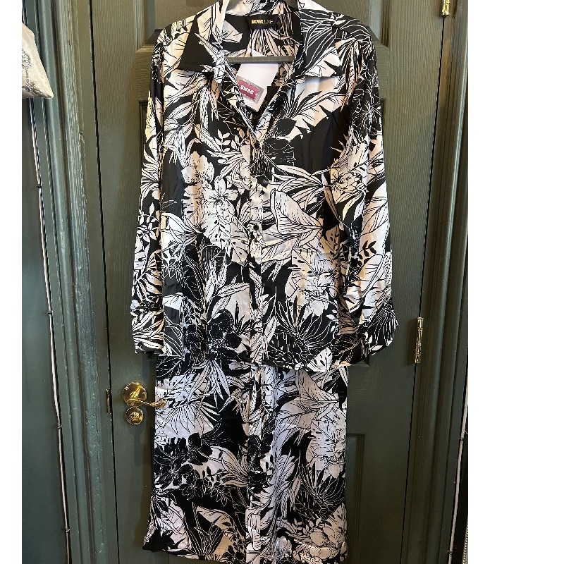 Image of the Nova Luxe Black & White Shirt & Trousers Co-Ord XXL piece