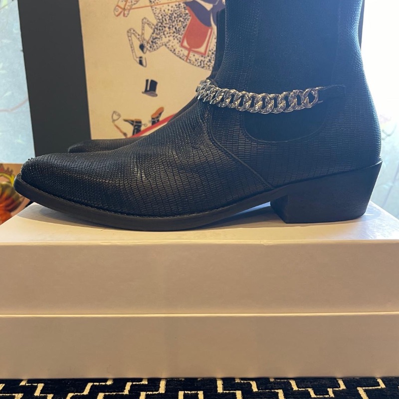 Image of the Twisted Tailor Chain Leather Chelsea Boots Size 8 piece