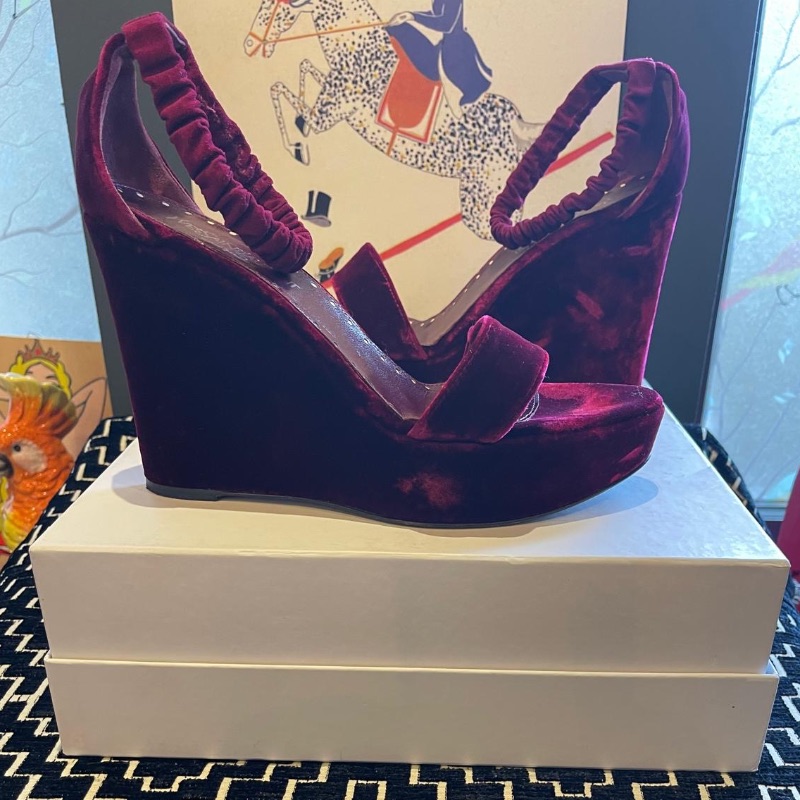 Image of the Yves Saint Laurent Burgundy Velvet Wedges Size 7 piece