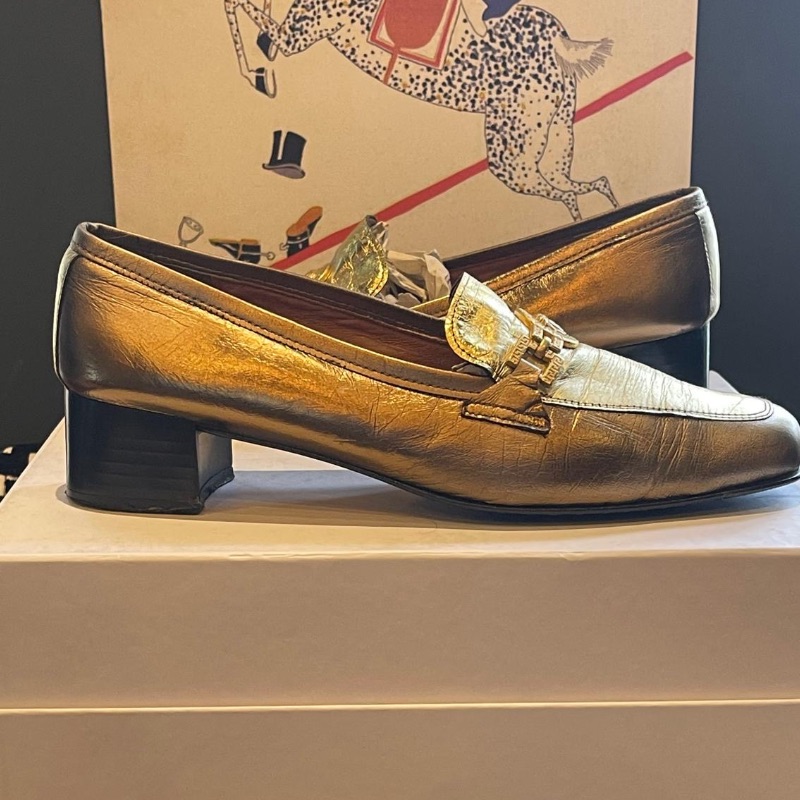 Image of the Metallic Gold Leather Loafer Size 6 piece