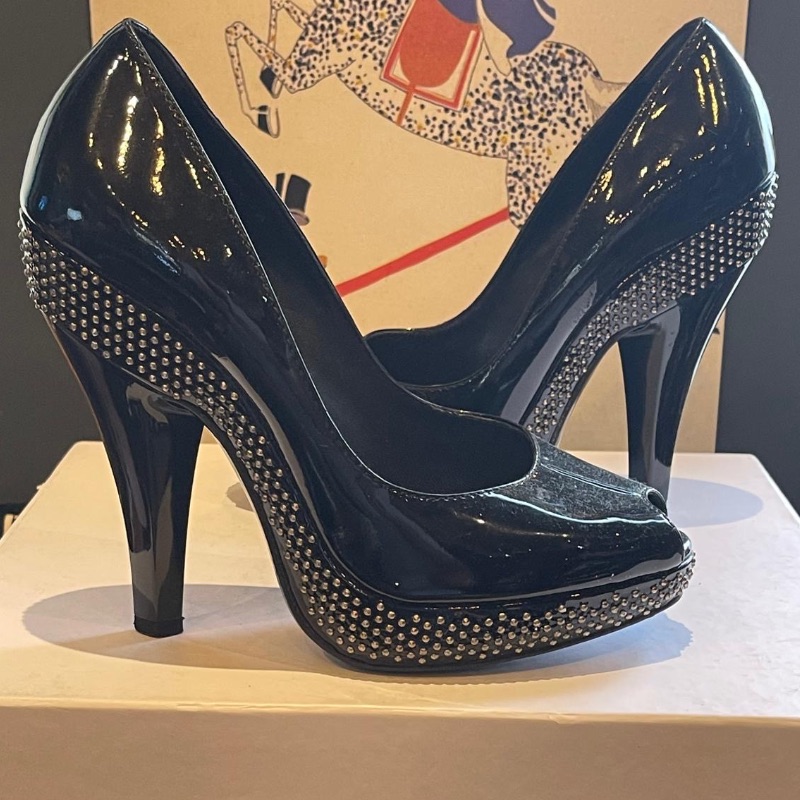 Image of the Burberry Patent Leather Peeptoe Heels Size 5 piece