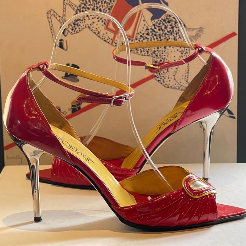 Image of the Reportage Red Heart Heels Size 4 piece