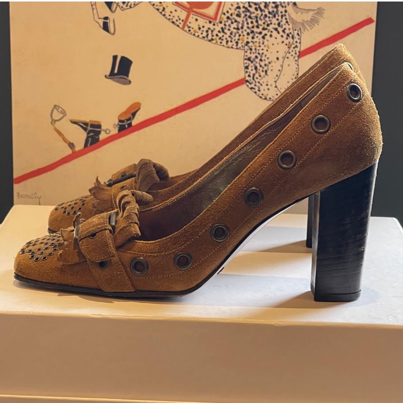 Image of the Dolce & Gabbana Brown Suede Courts Size 4 piece