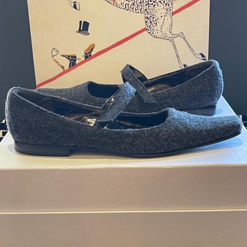 Image of the Alberta Ferretti Grey Long Toe Flats Size 3 piece