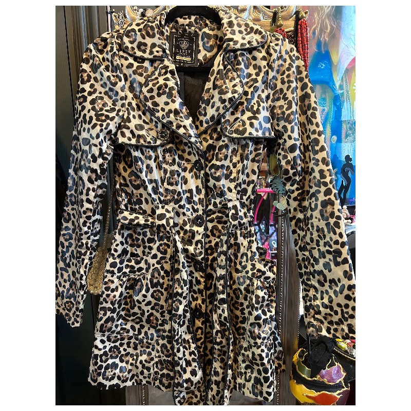 Image of the Lipsy Leopard Mac Size 6 piece